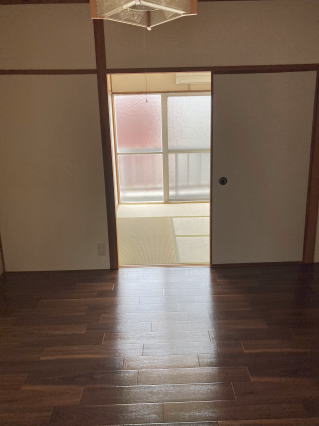 真ん中のお部屋です